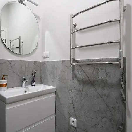 Amber Light Self-check-in * 카우나스