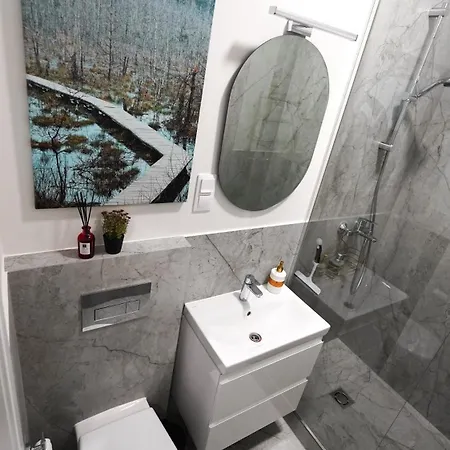 Amber Light Self-check-in 카우나스